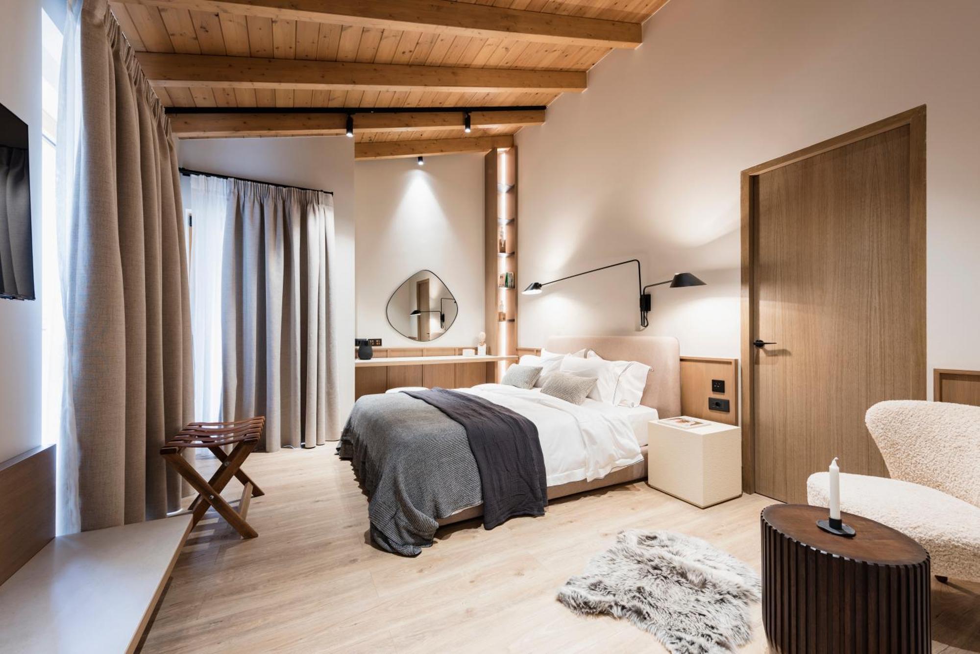 Revi Mountain Resort Boutique Hotel 칼라브리타 객실 사진