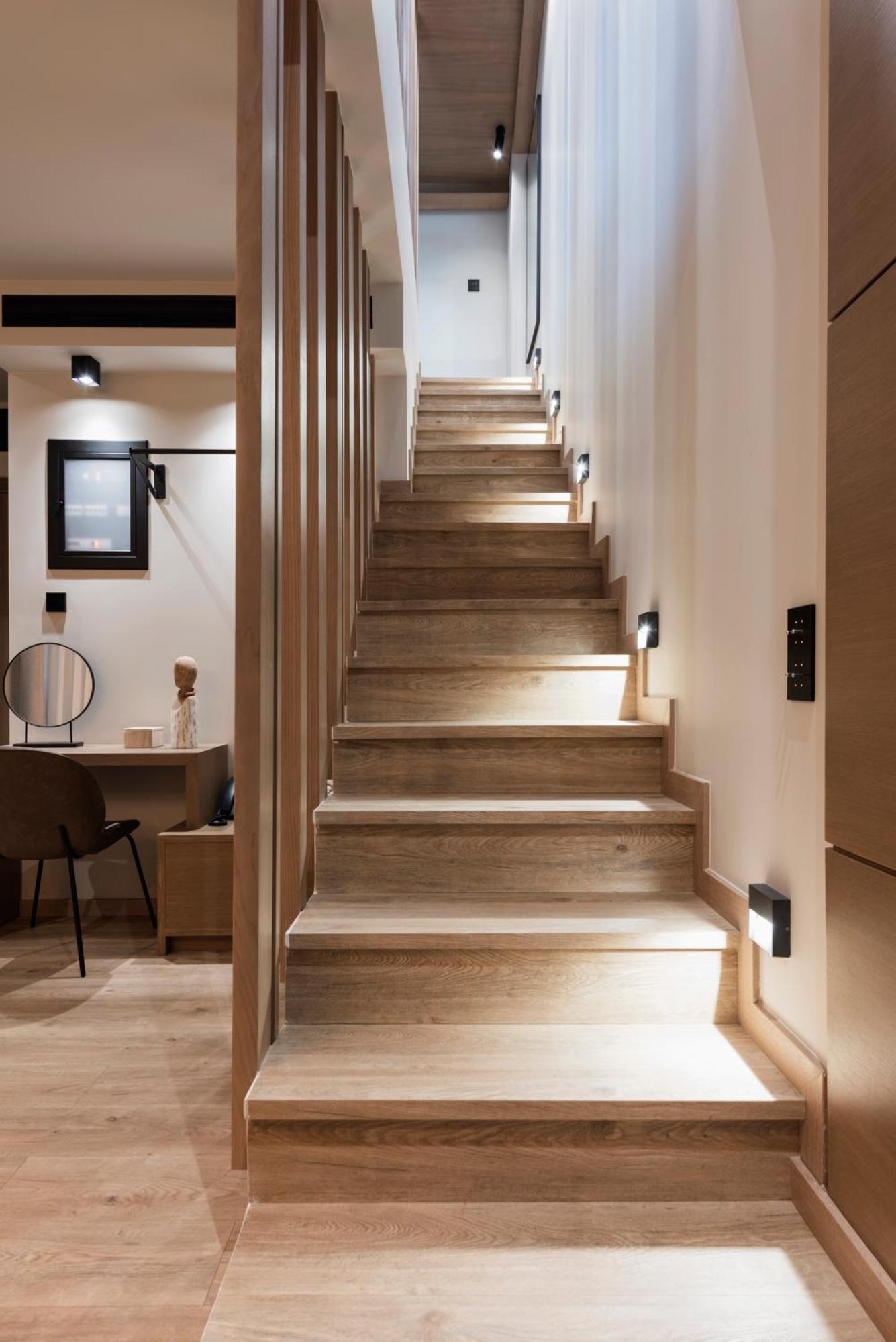 Revi Mountain Resort Boutique Hotel 칼라브리타 외부 사진